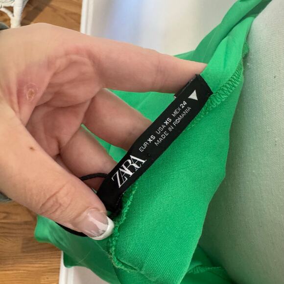 Zara Dress Women XS Kelly Green Satin Cross-back Mini Club Going Out Party Spice - Picture 5 of 6